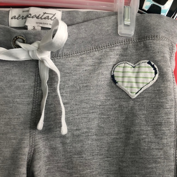 Aeropostale Pants - Aeropostale Sweats/joggers! Cute and comfy❤️